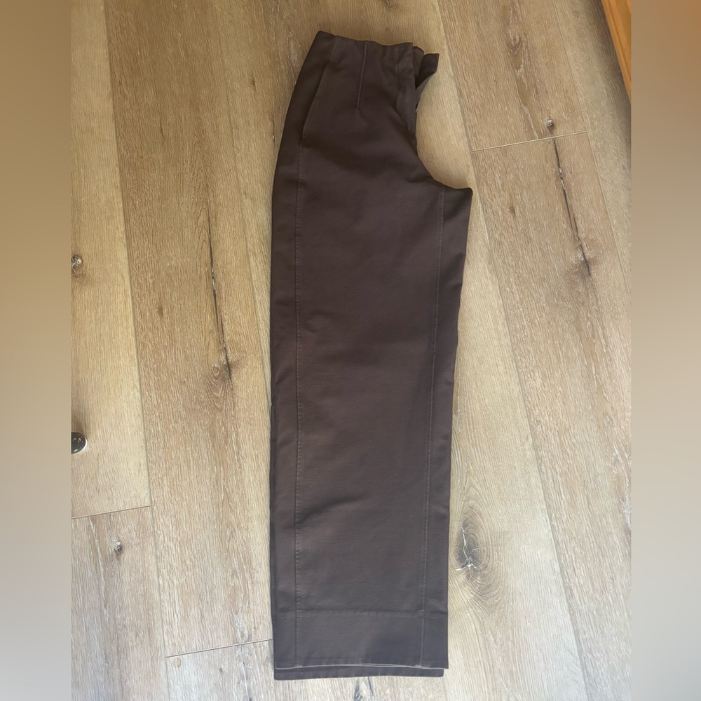 Lululemon Womans Brown Pants/Slacks.